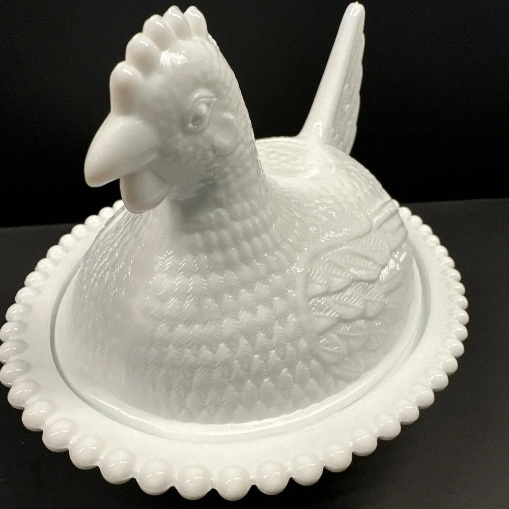 Indiana Glass Hen on a Nest 7
